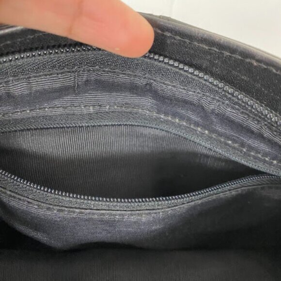 Minimalist Women's Black Genuine Leather Crossbody Bag Small - Picture 7 of 8